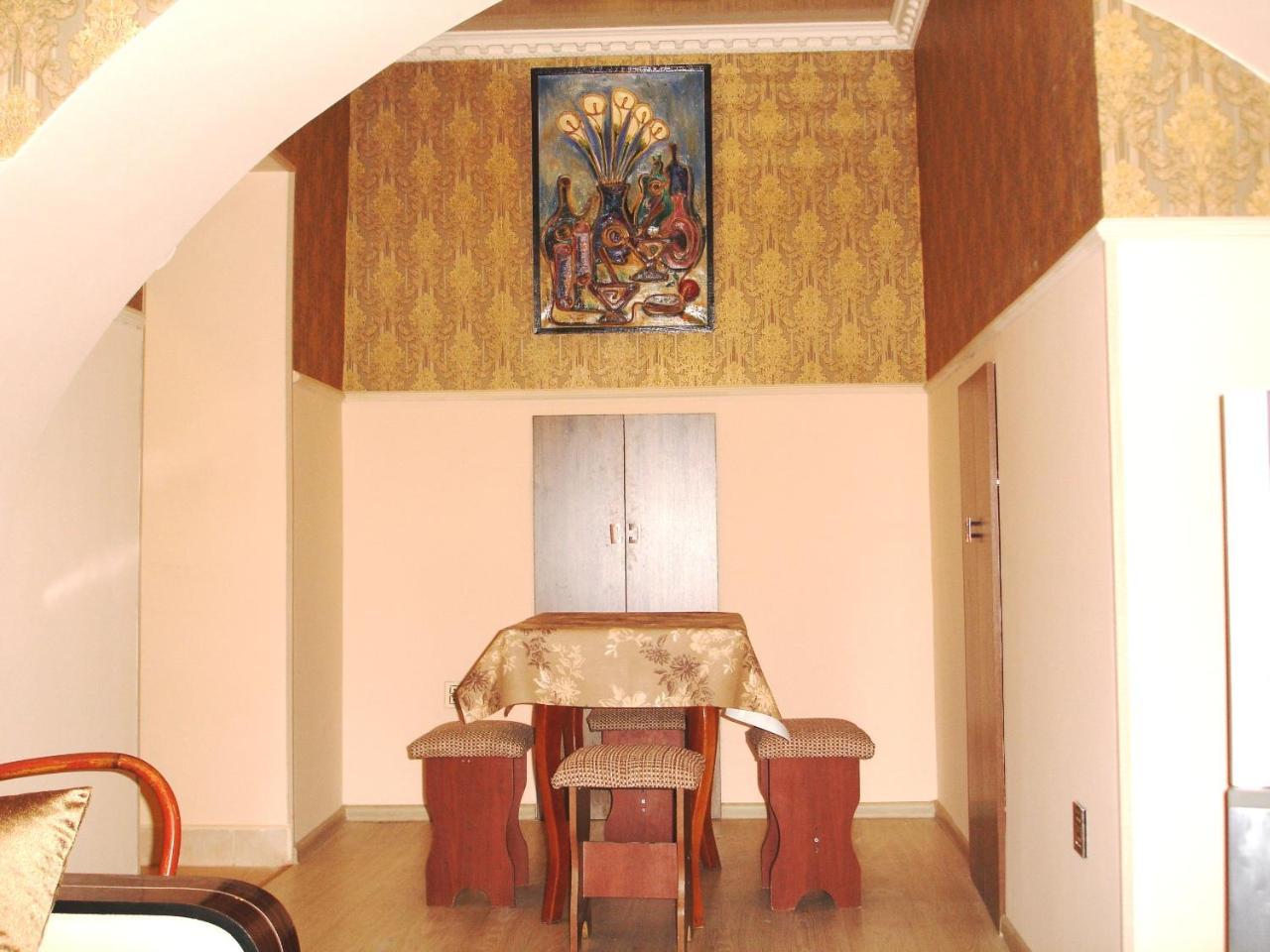 Apartment In Old City Bakoe Buitenkant foto
